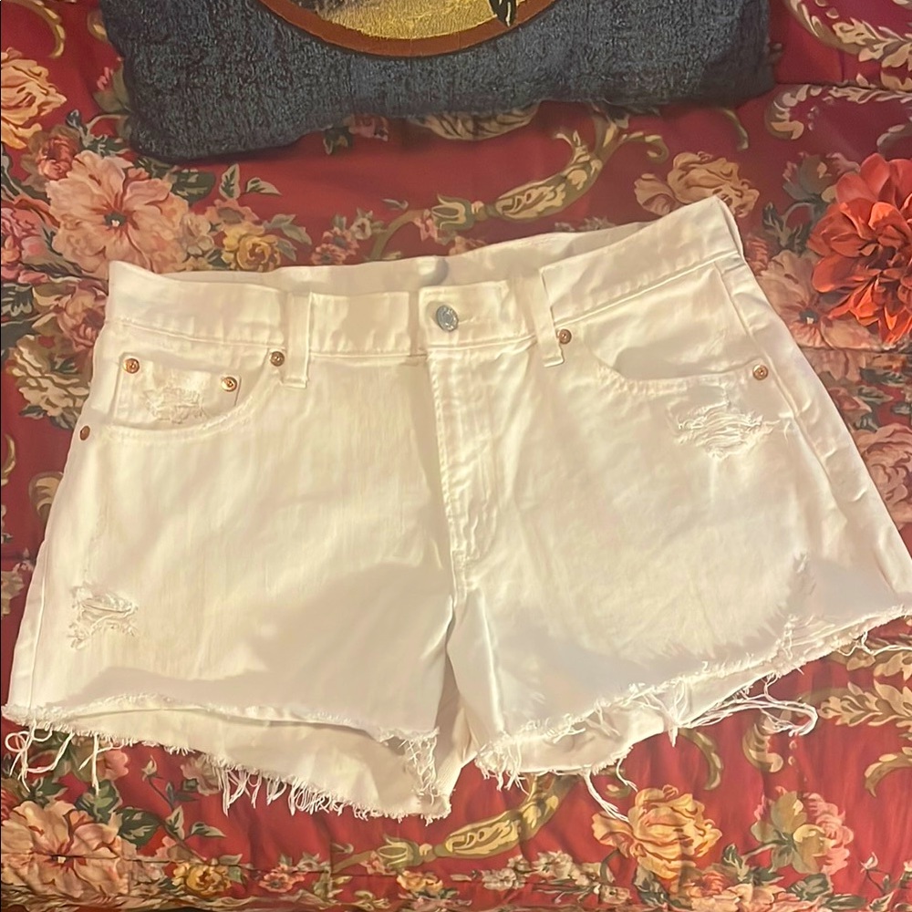 GAP Distressed White Low Stride Jean Shorts, Sz 29 P, EUC